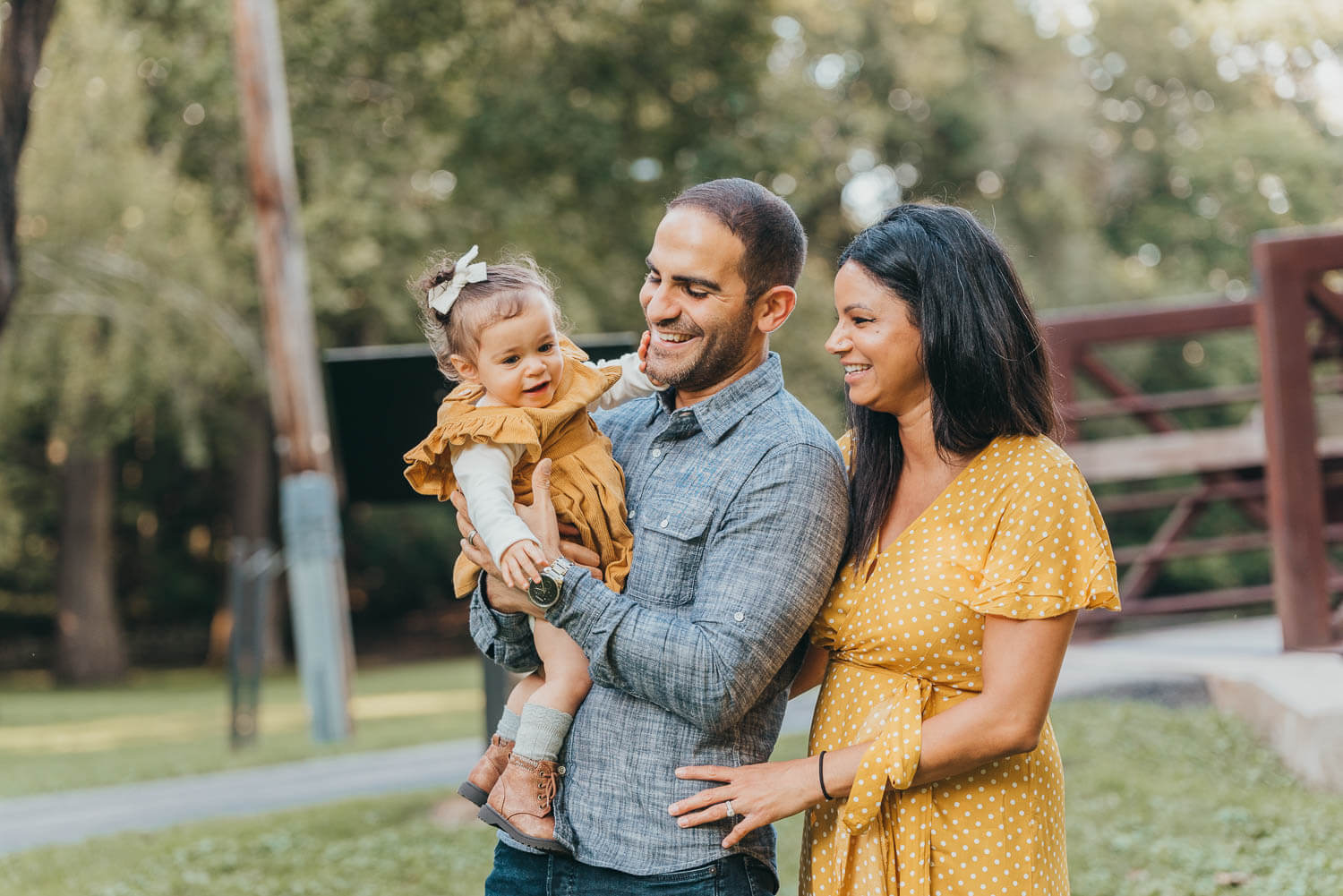 Things to do in Ohio Family Photography Session in Yellow Creek Park in Struthers