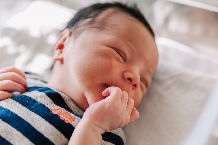 newborn face CLEbaby Cleveland Family Photographer